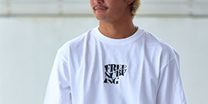 Tシャツ